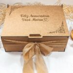 caixa MDF personalizada ideal para convites de casamento e padrinhos