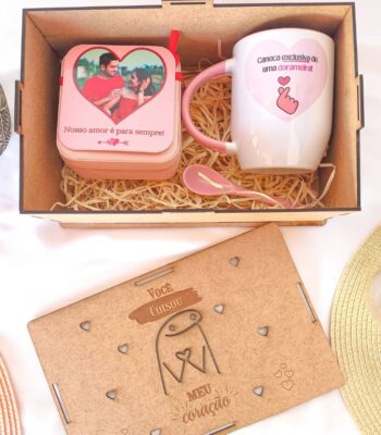 kit presente afeto em caixa com caneca e caixa MDF personalizada