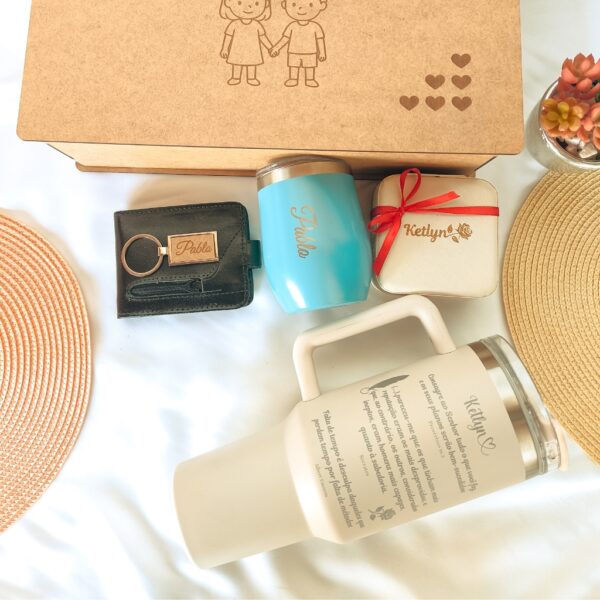kit presente laços eternos com copo térmico cuia e caixa MDF personalizada